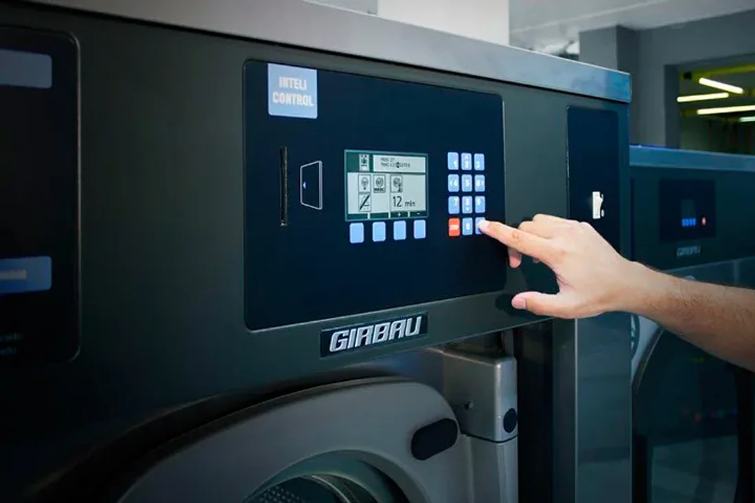 Sistema de Control Profesional · Secadoras ecodryer Girbau ED-460