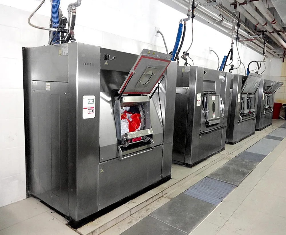 Máquinas lavadoras industriales de ropa hospitalaria